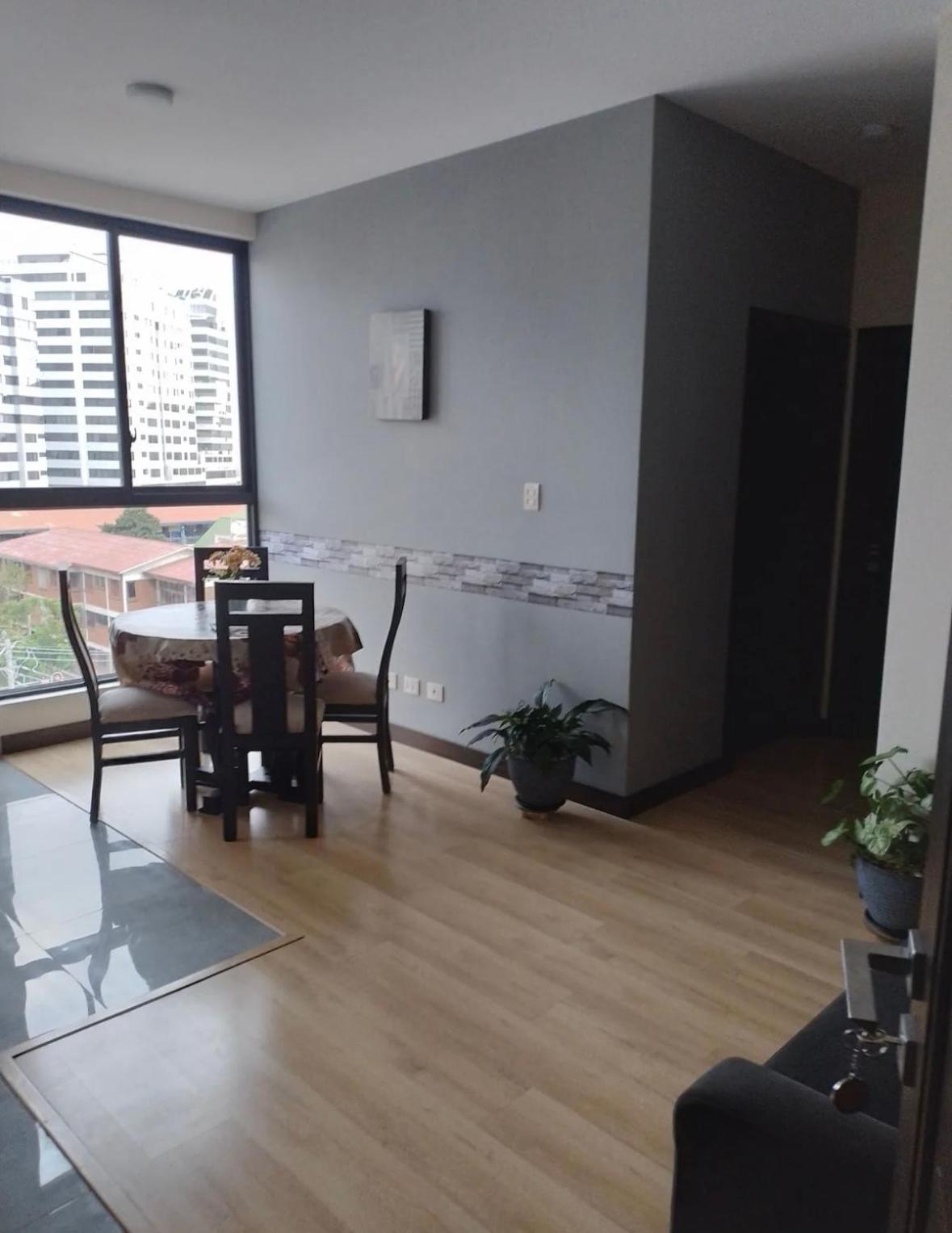 Hermoso Apartamento Comodo Y Centrico Apartment Cochabamba Exterior photo